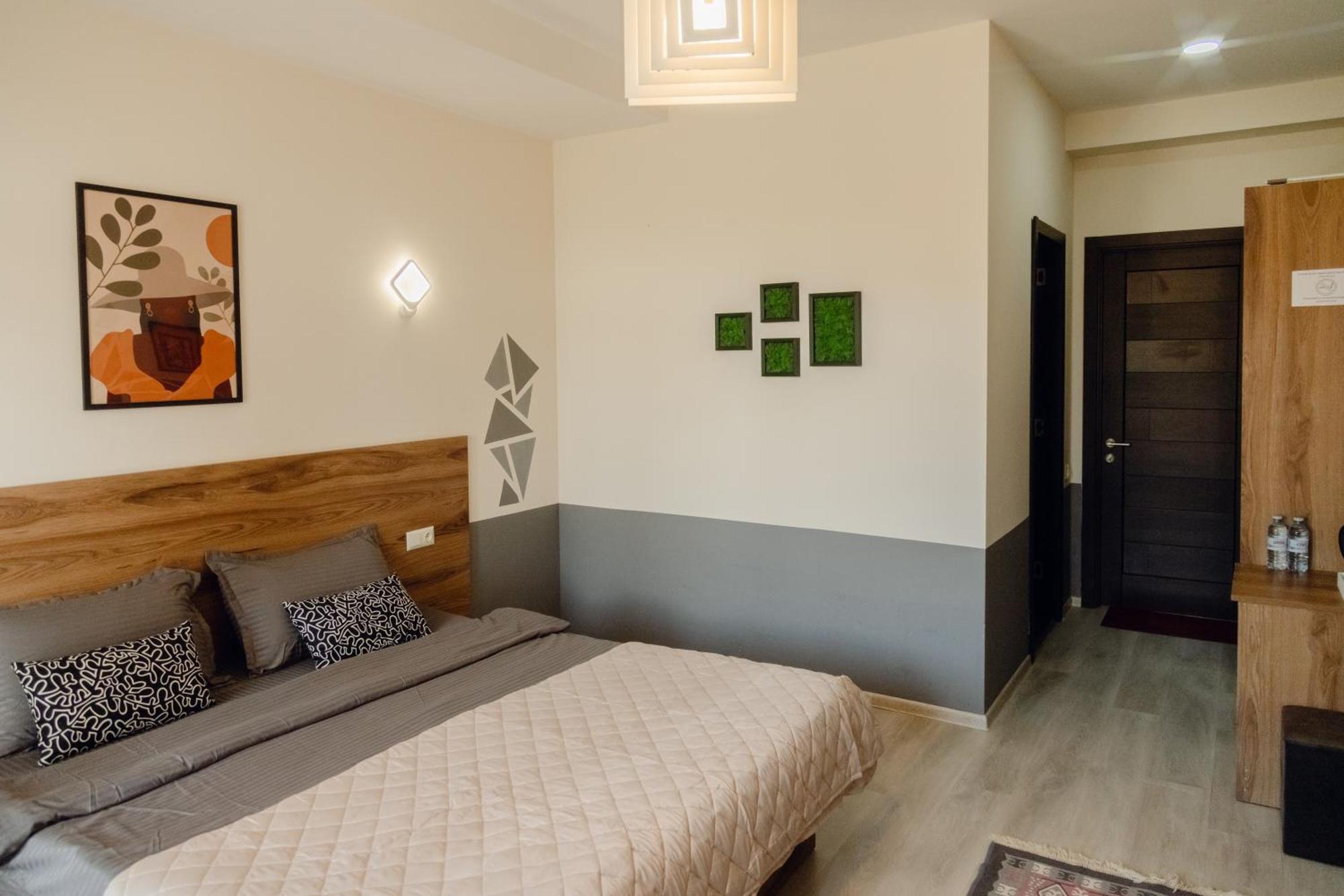 Hotel Graf T Tiflis Dış mekan fotoğraf